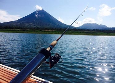 Lae Arenal Fishing Tour